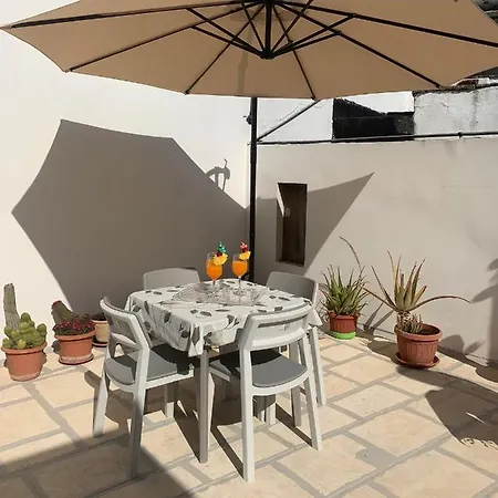 Romantica Apartment *